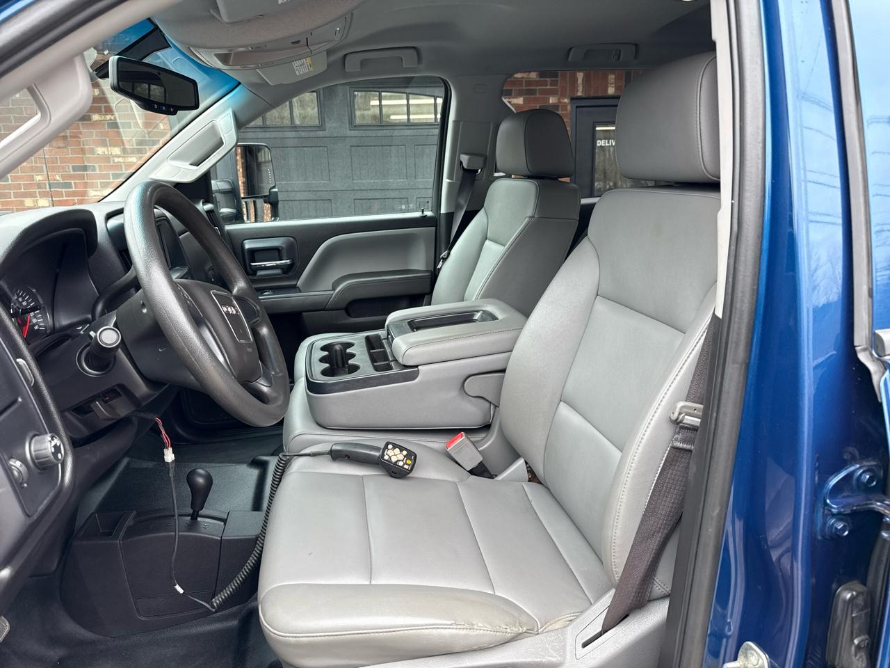 GMC Sierra 2500HD Crew Cab Short Bed 4WD 2017