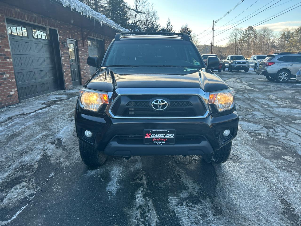 Toyota Tacoma Double Cab V6 6MT 4WD 2015