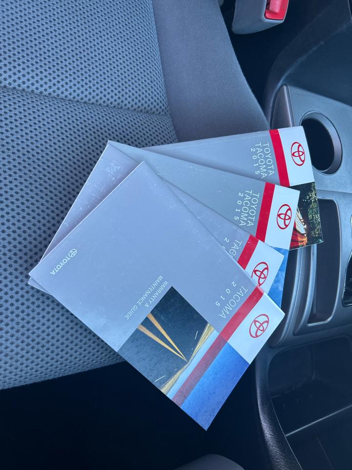 Toyota Tacoma Double Cab V6 6MT 4WD 2015