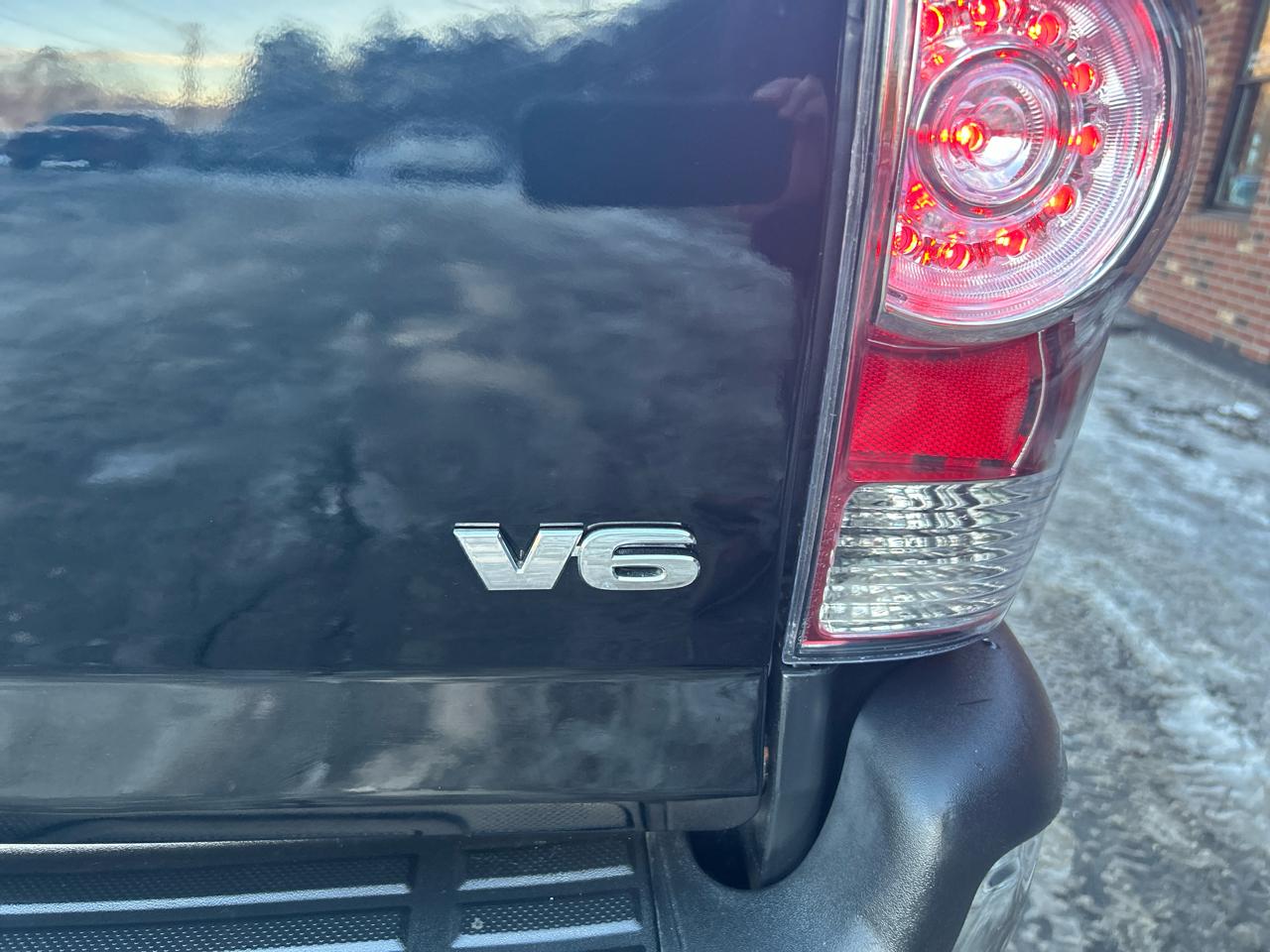 Toyota Tacoma Double Cab V6 6MT 4WD 2015