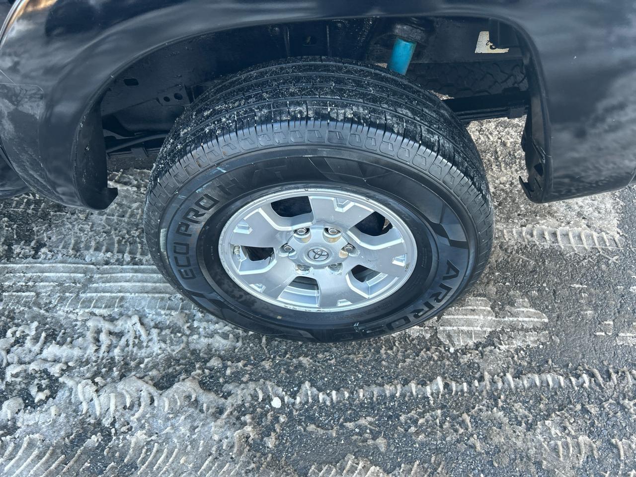 Toyota Tacoma Double Cab V6 6MT 4WD 2015