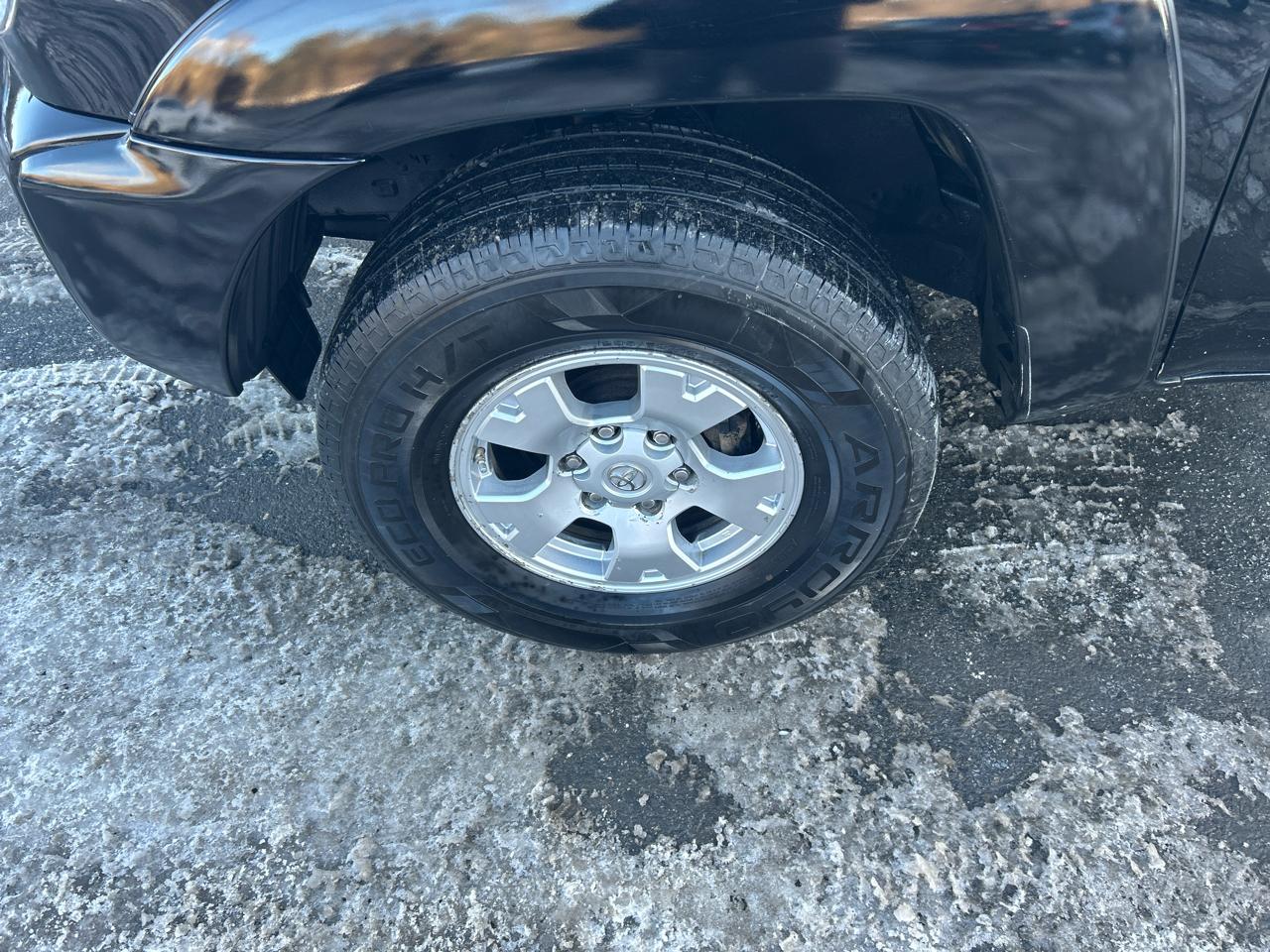 Toyota Tacoma Double Cab V6 6MT 4WD 2015