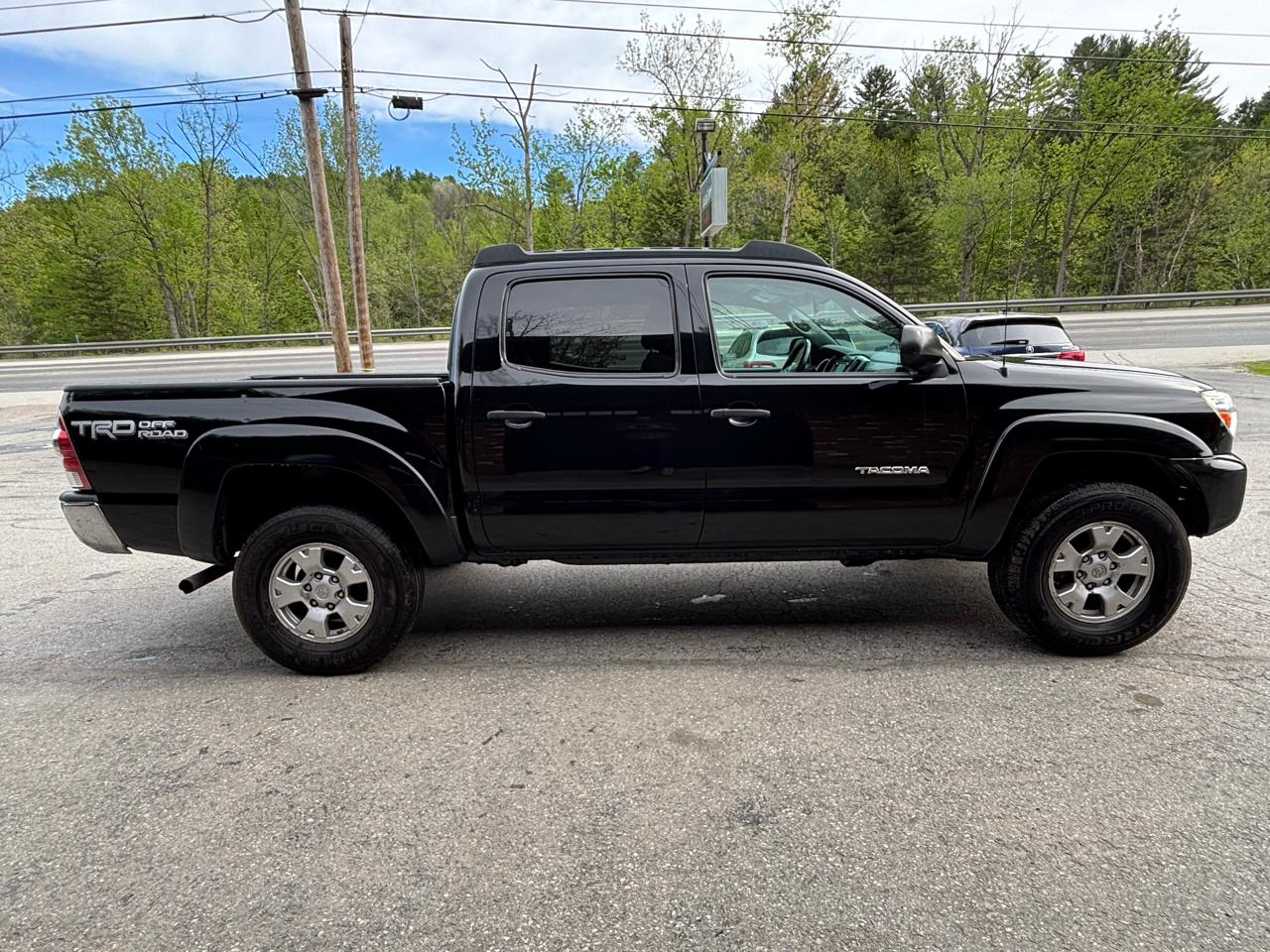 Toyota Tacoma Double Cab V6 6MT 4WD 2015