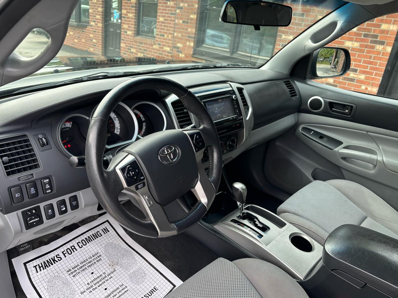 Toyota Tacoma Double Cab V6 6MT 4WD 2015