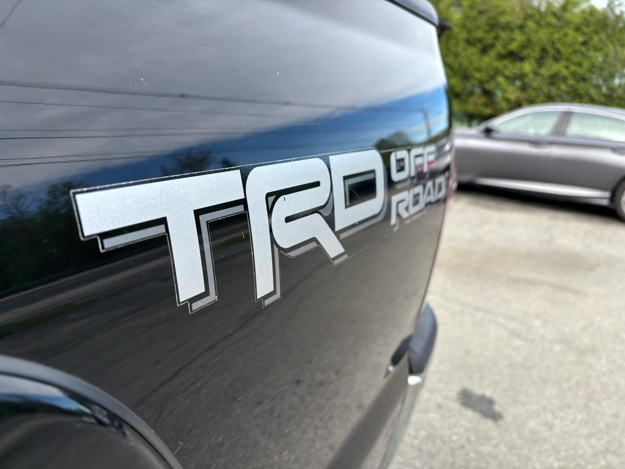 Toyota Tacoma Double Cab V6 6MT 4WD 2015