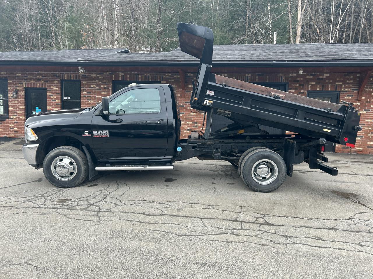 RAM 3500 Regular Cab 4WD DRW 2015