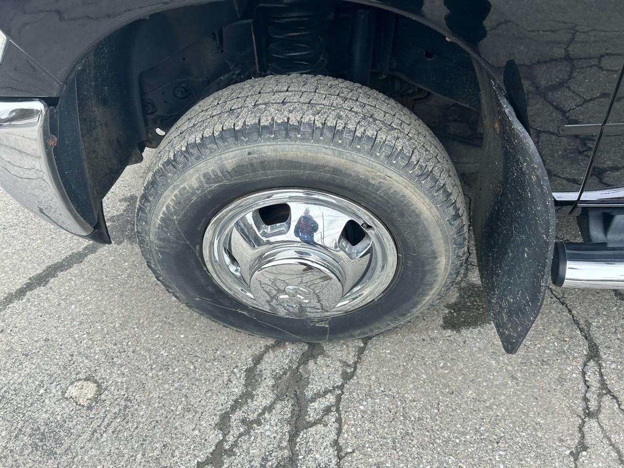 RAM 3500 Regular Cab 4WD DRW 2015