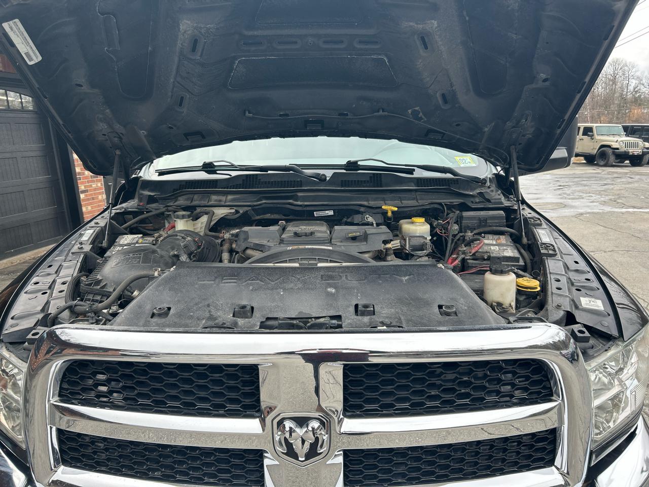 RAM 3500 Regular Cab 4WD DRW 2015