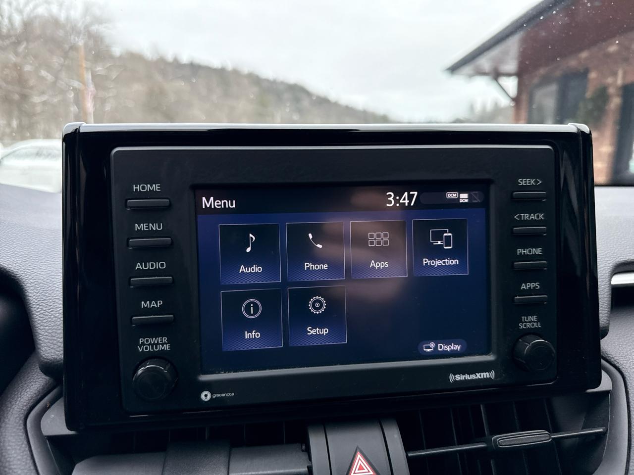 Toyota RAV4 Hybrid LE 2021