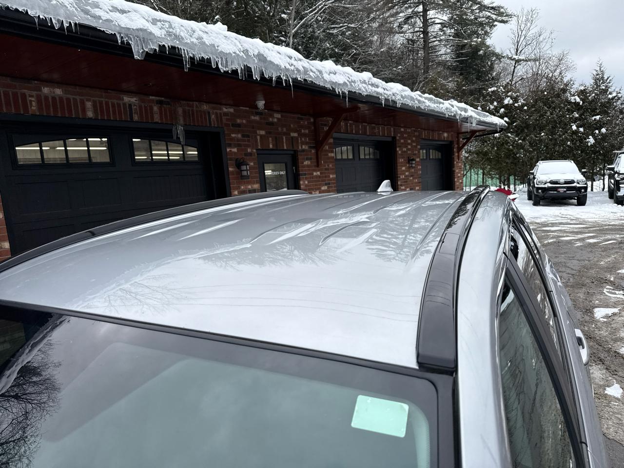 Toyota RAV4 Hybrid LE 2021