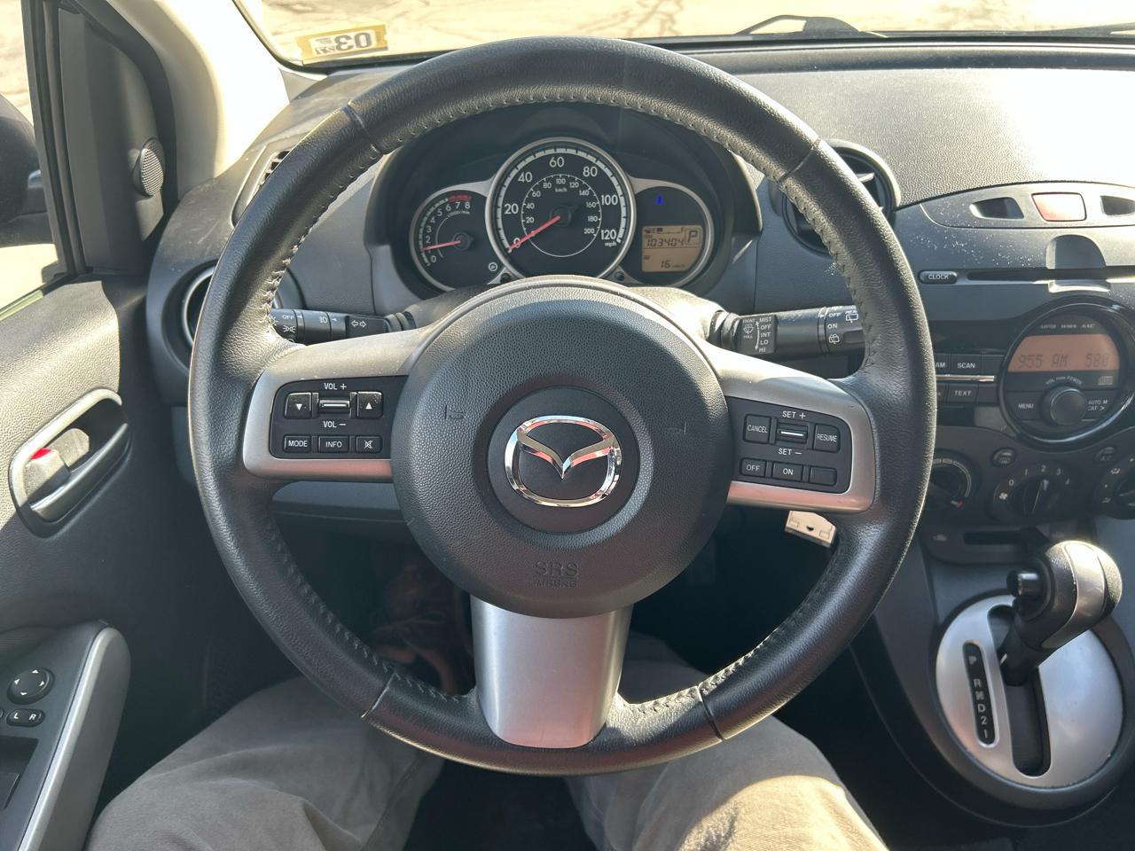 Mazda MAZDA2 Touring 2013