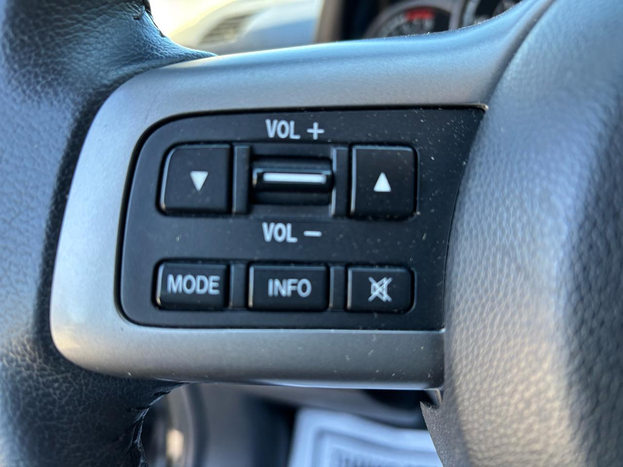Mazda MAZDA2 Touring 2013