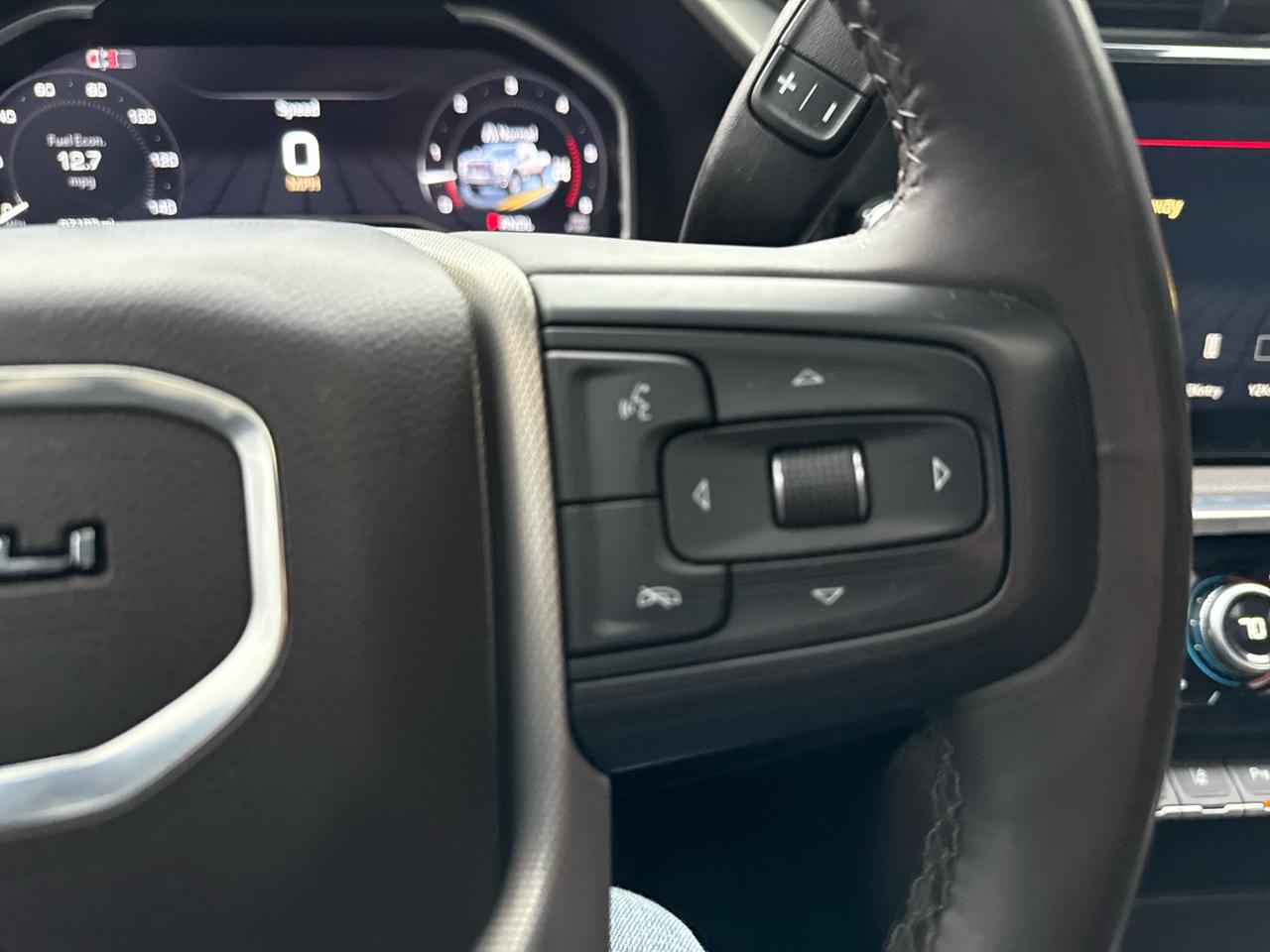 GMC Sierra 2500HD Denali Crew Cab 4WD SB 2024