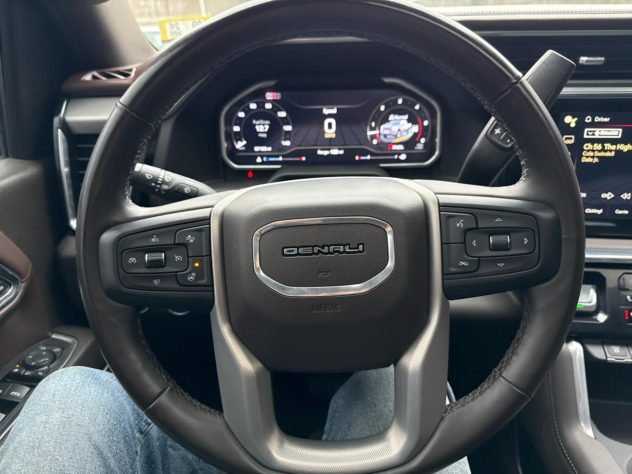 GMC Sierra 2500HD Denali Crew Cab 4WD SB 2024