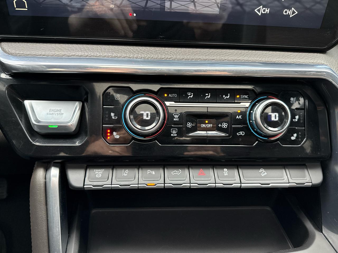 GMC Sierra 2500HD Denali Crew Cab 4WD SB 2024