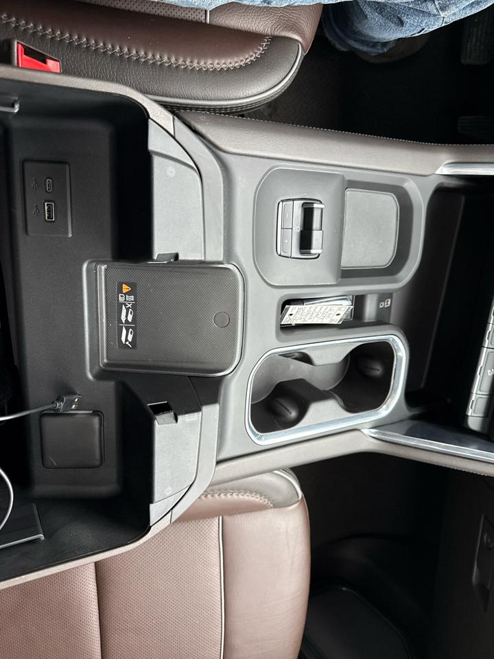 GMC Sierra 2500HD Denali Crew Cab 4WD SB 2024