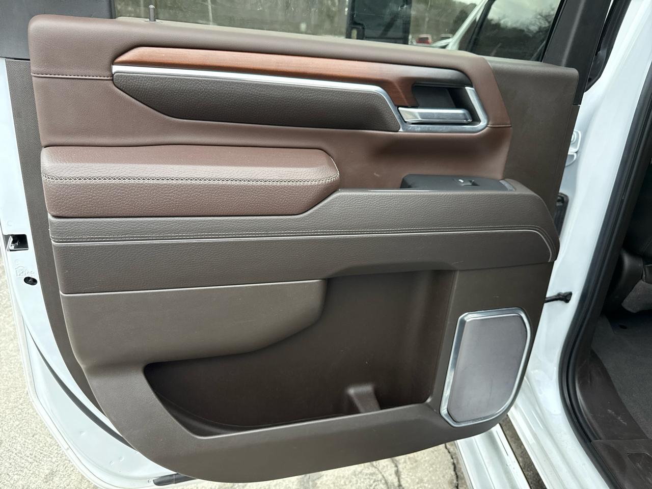 GMC Sierra 2500HD Denali Crew Cab 4WD SB 2024