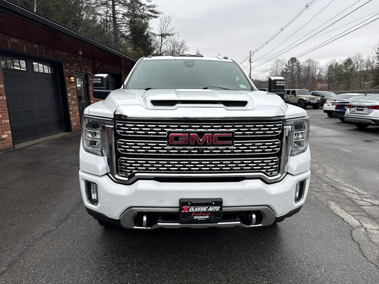 GMC Sierra 3500HD Denali Crew Cab Long Box 4WD 2023