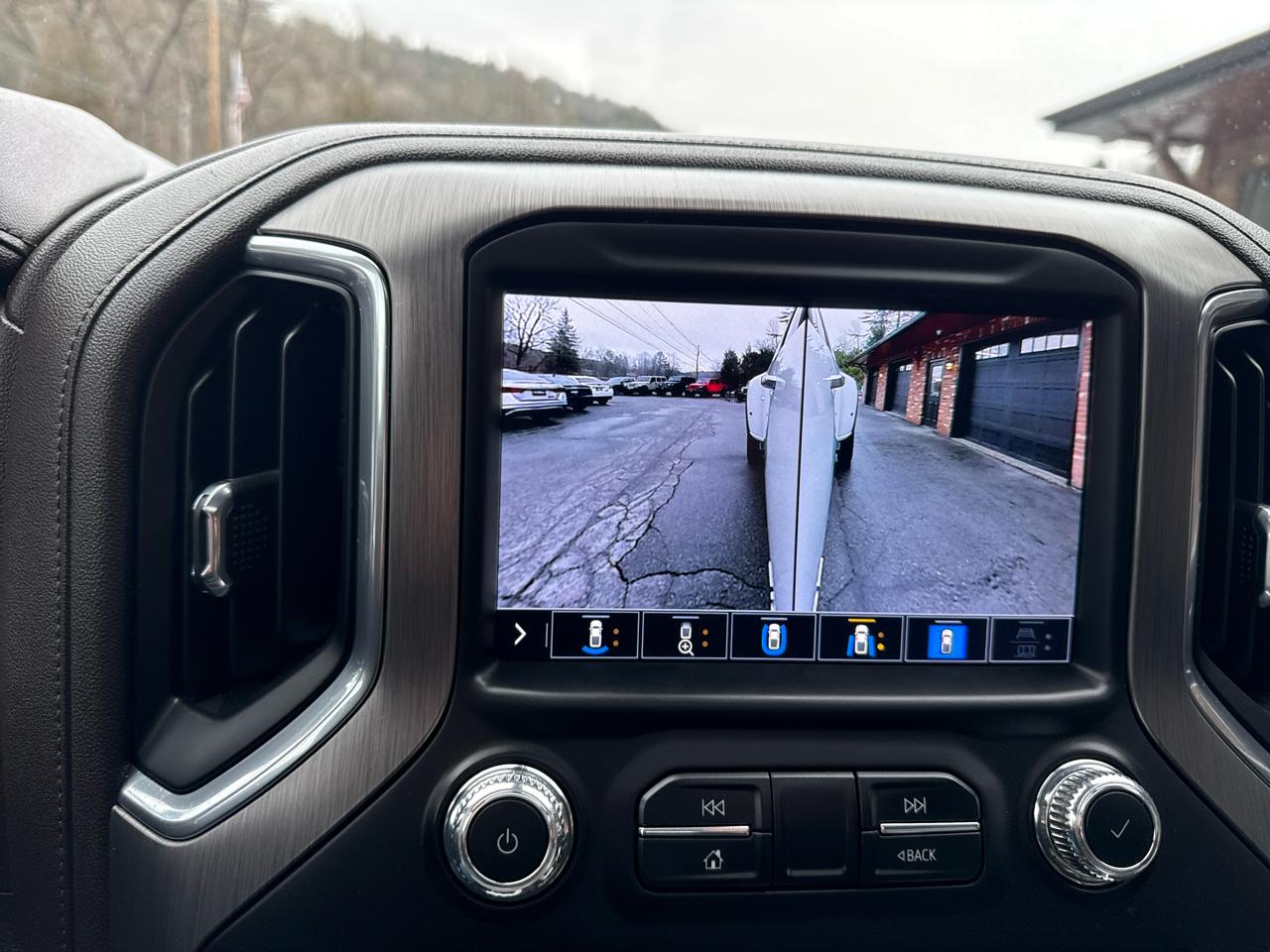 GMC Sierra 3500HD Denali Crew Cab Long Box 4WD 2023