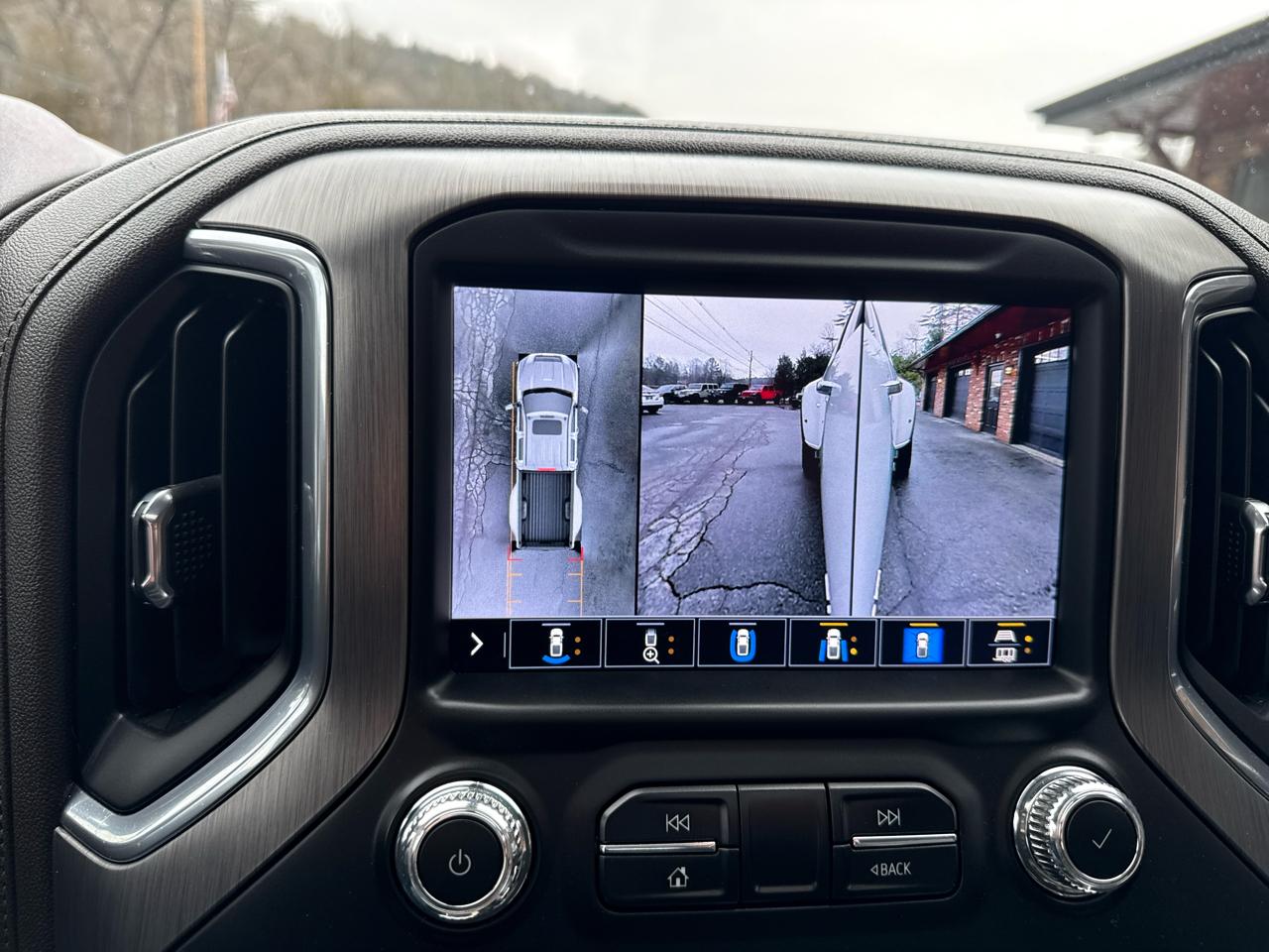GMC Sierra 3500HD Denali Crew Cab Long Box 4WD 2023