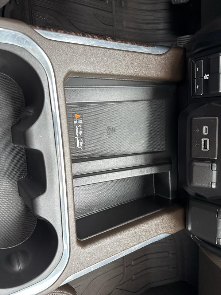 GMC Sierra 3500HD Denali Crew Cab Long Box 4WD 2023