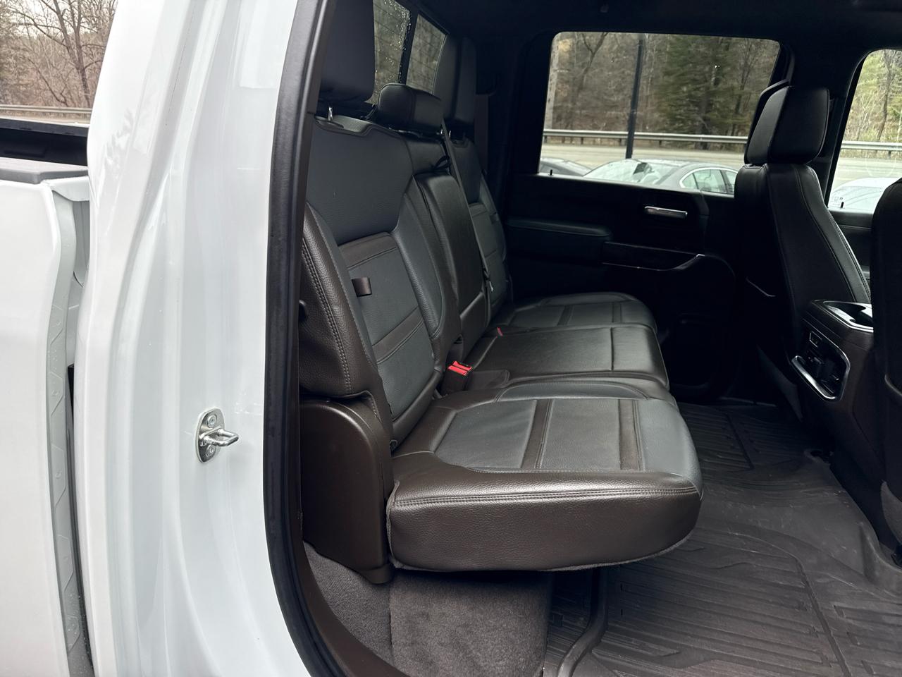 GMC Sierra 3500HD Denali Crew Cab Long Box 4WD 2023
