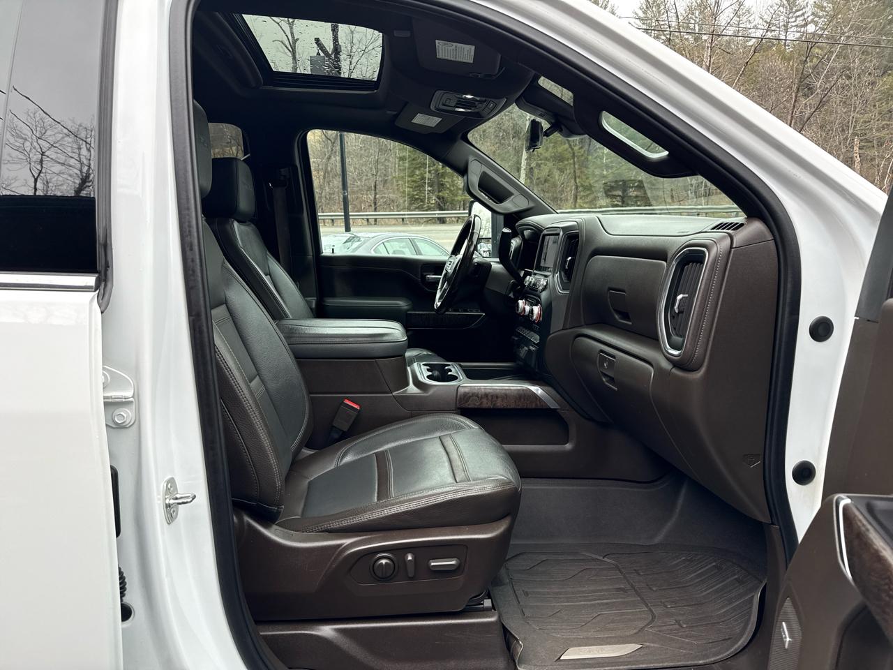 GMC Sierra 3500HD Denali Crew Cab Long Box 4WD 2023