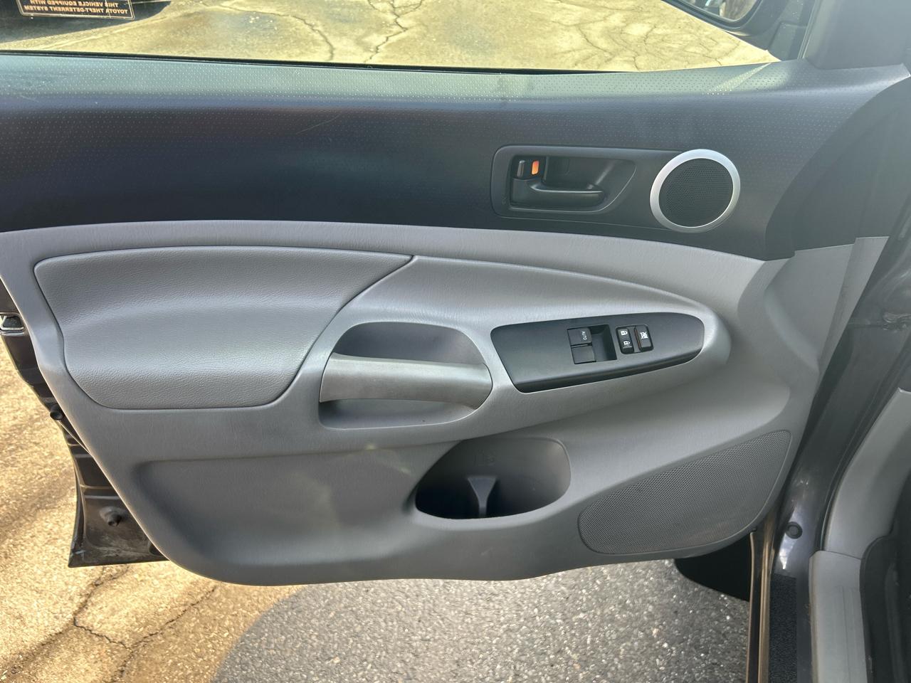 Toyota Tacoma Access Cab V6 Auto 4WD 2013