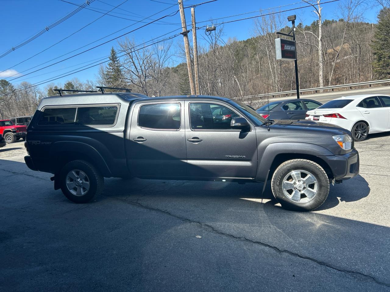 Toyota Tacoma Double Cab Long Bed V6 5AT 4WD 2015