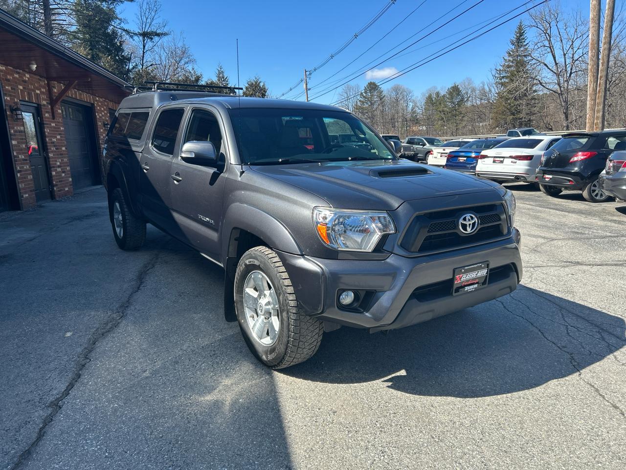 Toyota Tacoma Double Cab Long Bed V6 5AT 4WD 2015