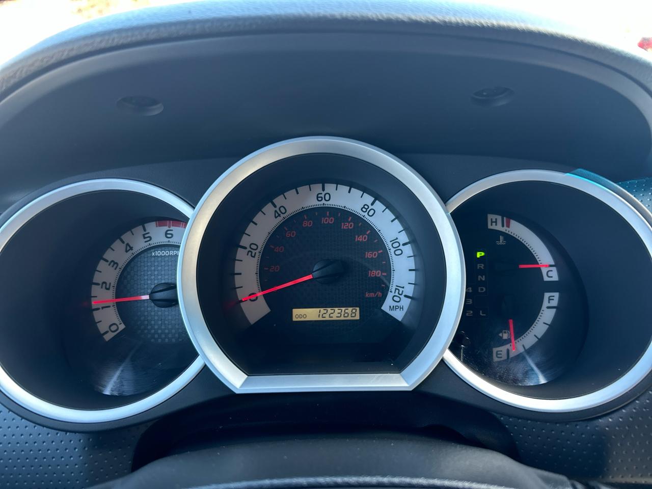 Toyota Tacoma Double Cab Long Bed V6 5AT 4WD 2015