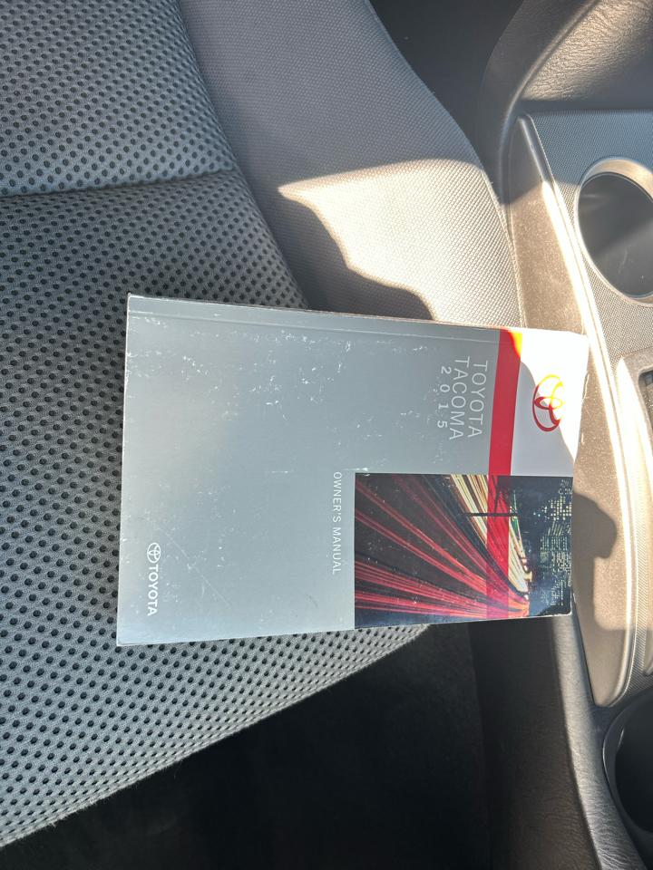 Toyota Tacoma Double Cab Long Bed V6 5AT 4WD 2015