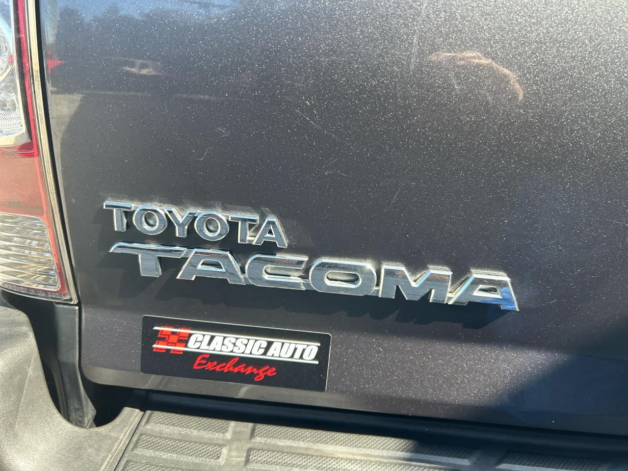 Toyota Tacoma Double Cab Long Bed V6 5AT 4WD 2015