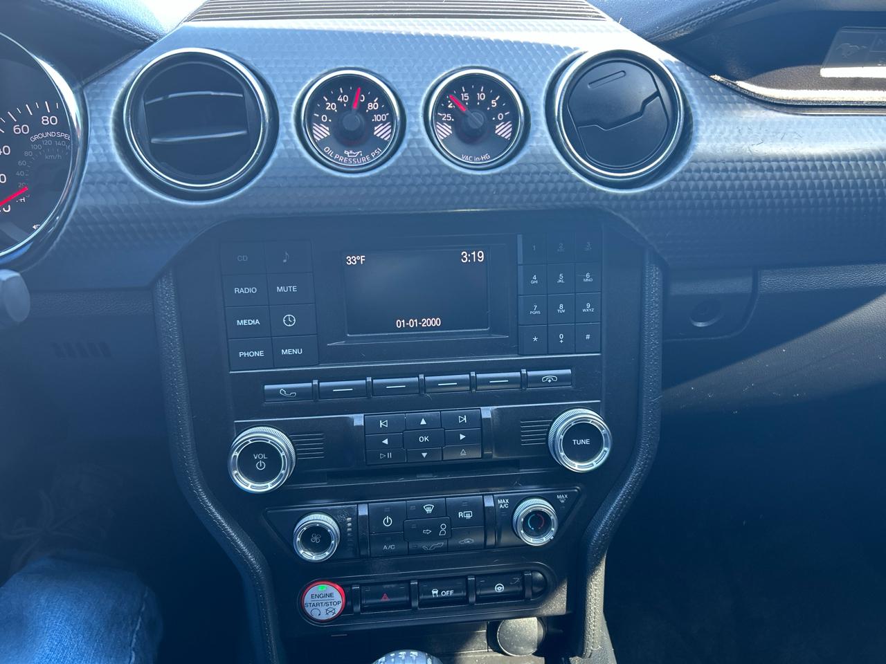 Ford Mustang GT Premium Coupe 2016