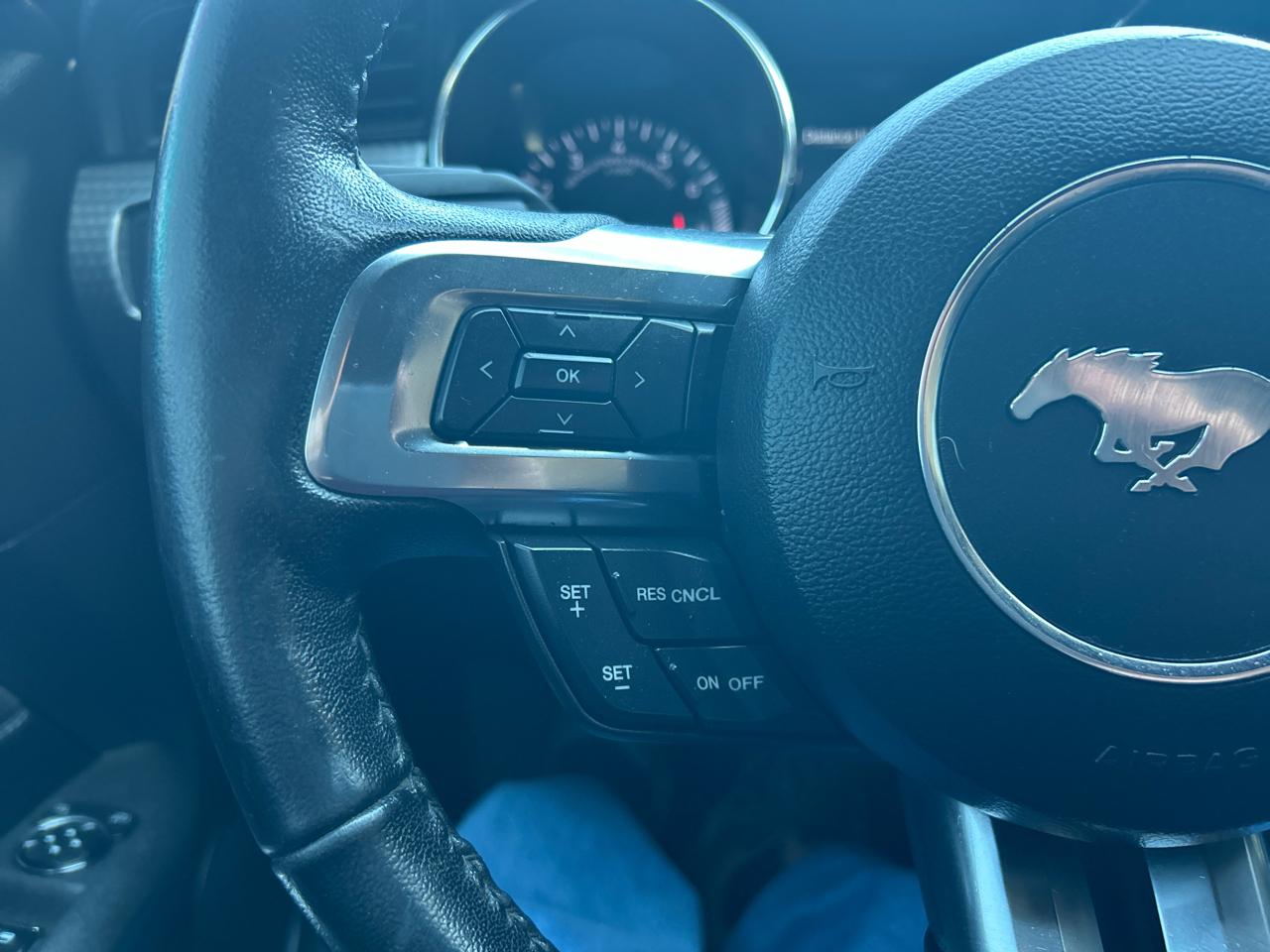 Ford Mustang GT Premium Coupe 2016