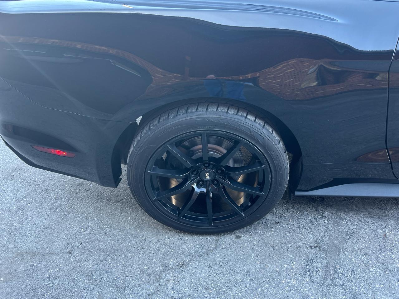 Ford Mustang GT Premium Coupe 2016