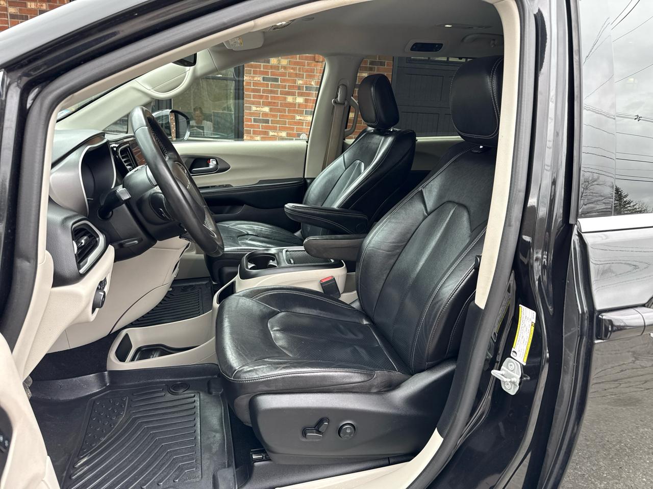 Chrysler Pacifica Touring-L 2022