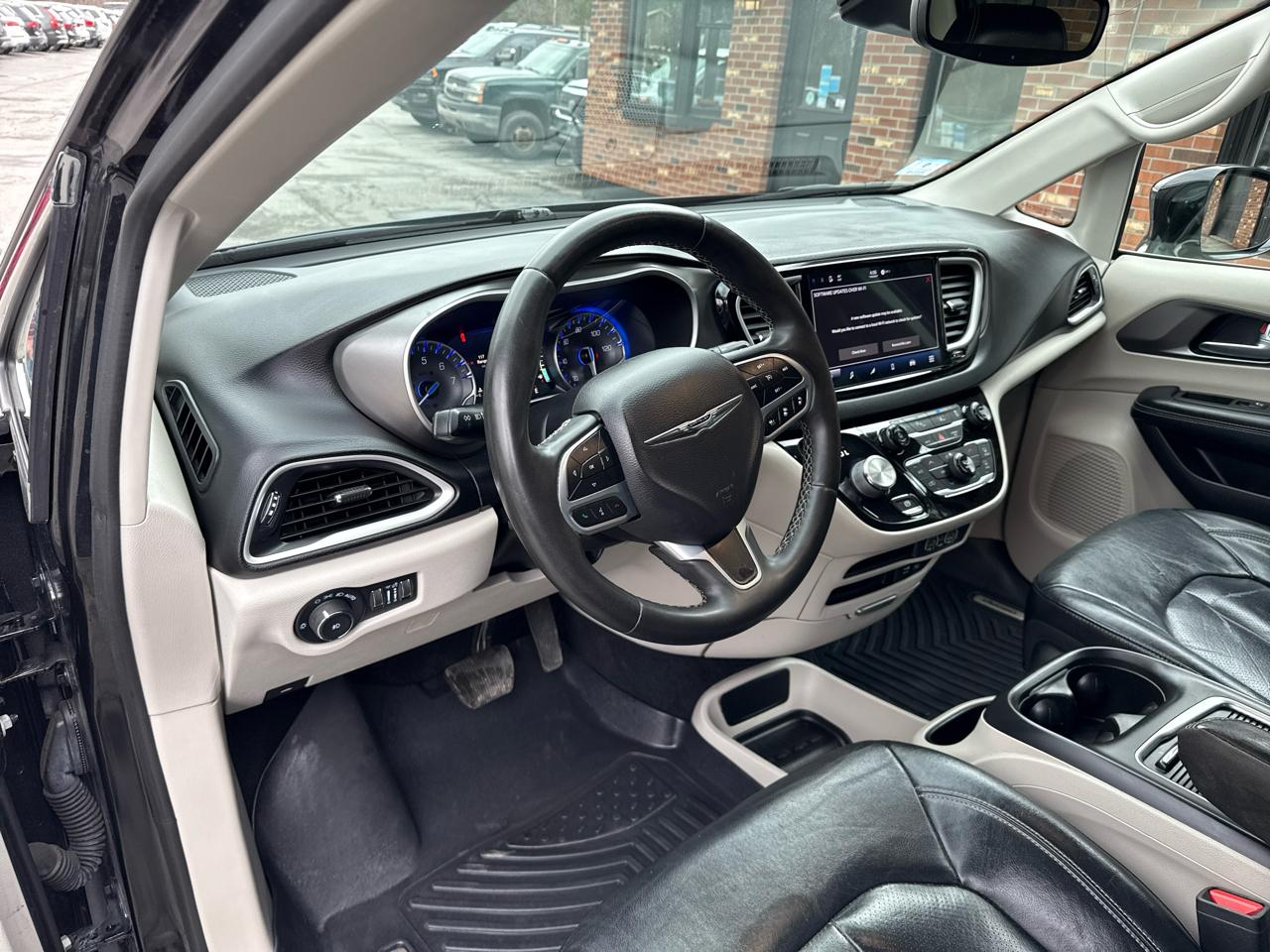 Chrysler Pacifica Touring-L 2022