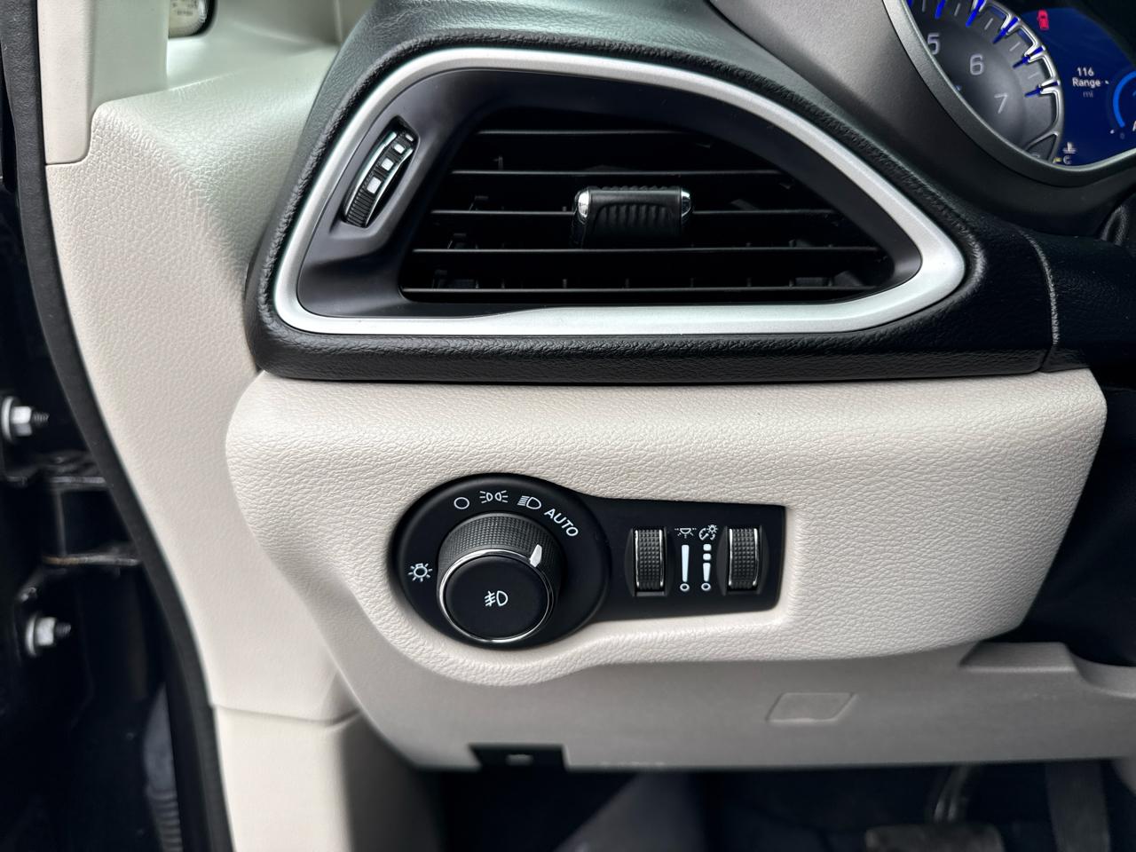 Chrysler Pacifica Touring-L 2022