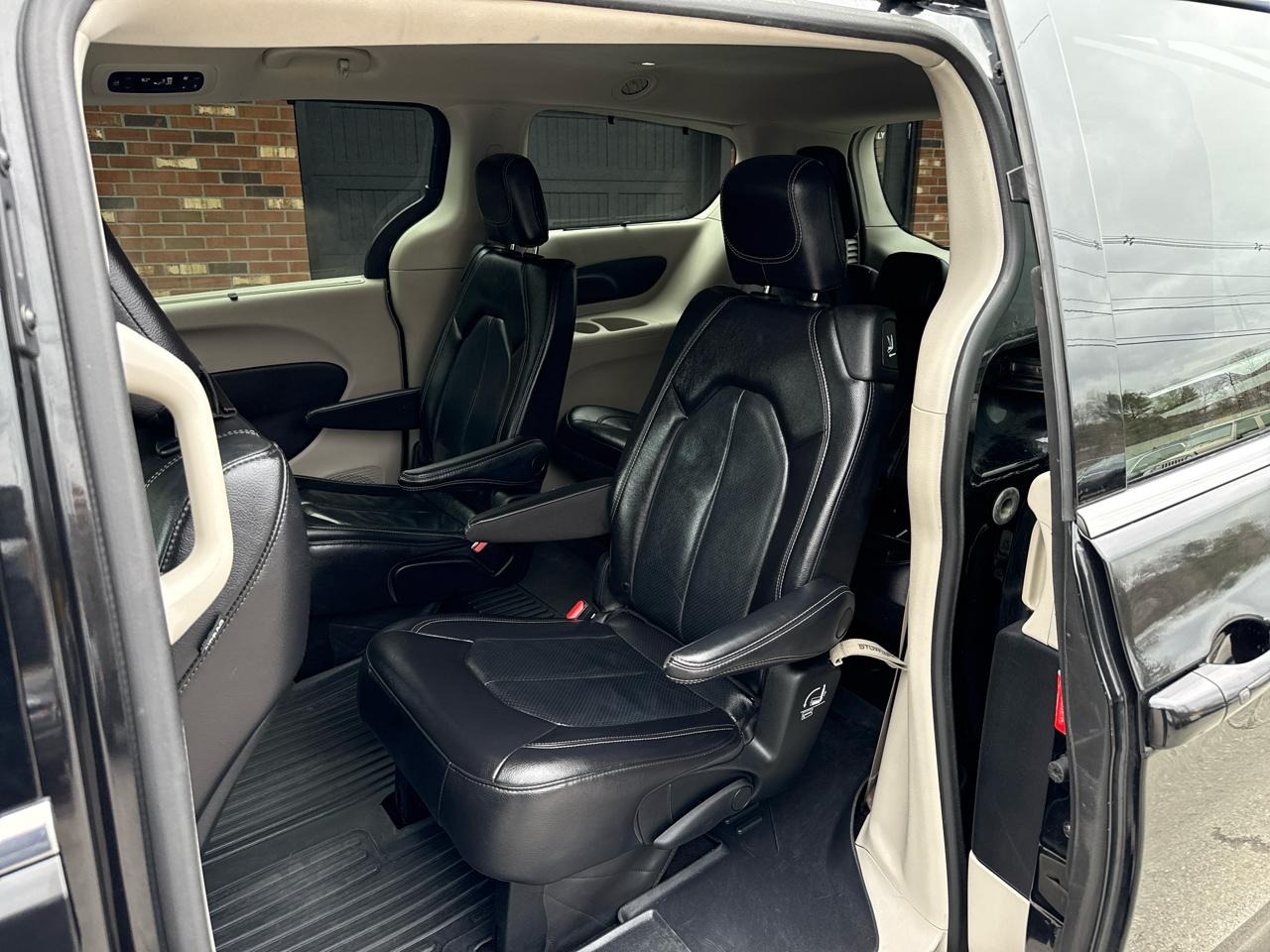 Chrysler Pacifica Touring-L 2022