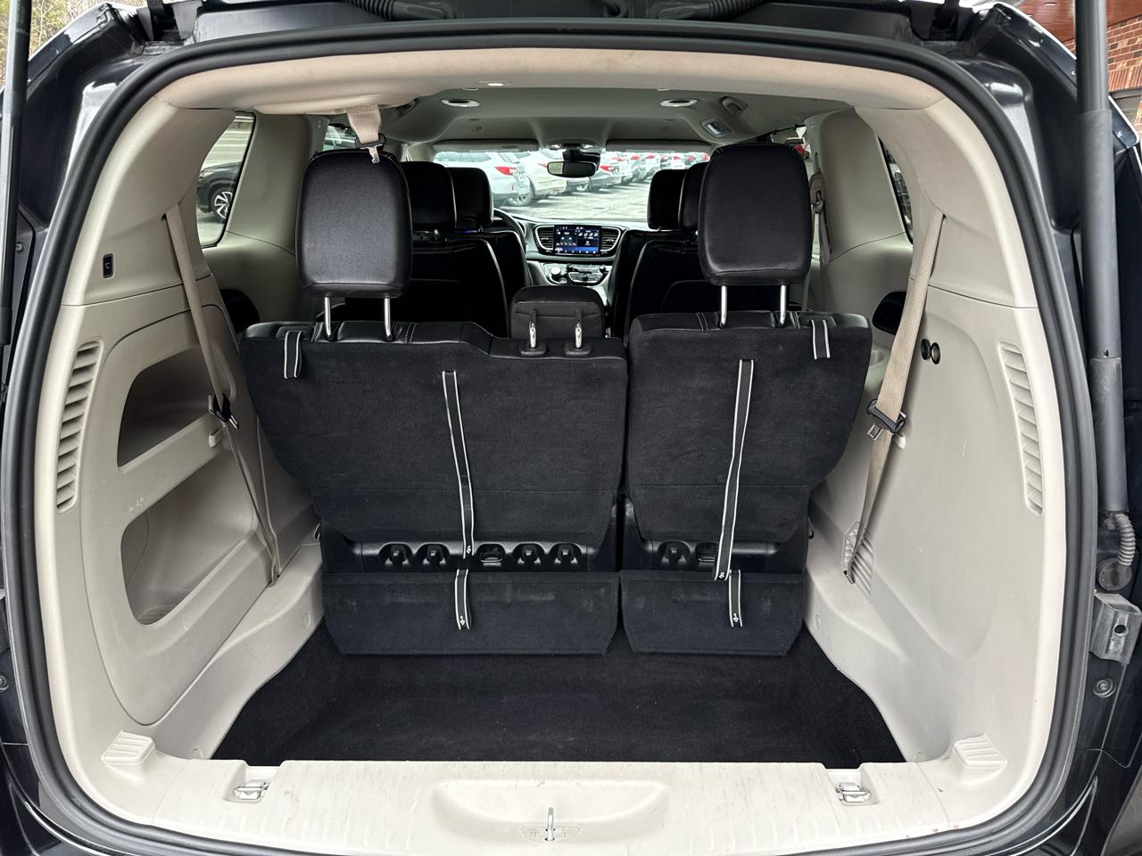 Chrysler Pacifica Touring-L 2022