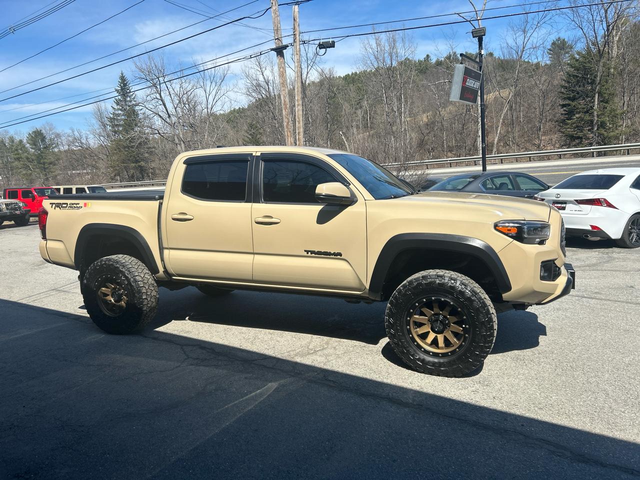 Toyota Tacoma TRD Offroad Dbl Cab 4WD V6 at 2018