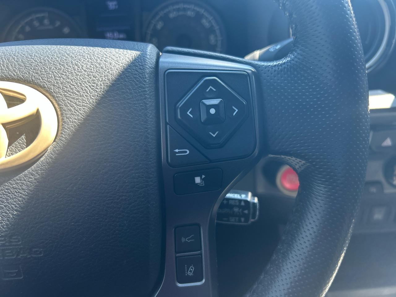 Toyota Tacoma TRD Offroad Dbl Cab 4WD V6 at 2018