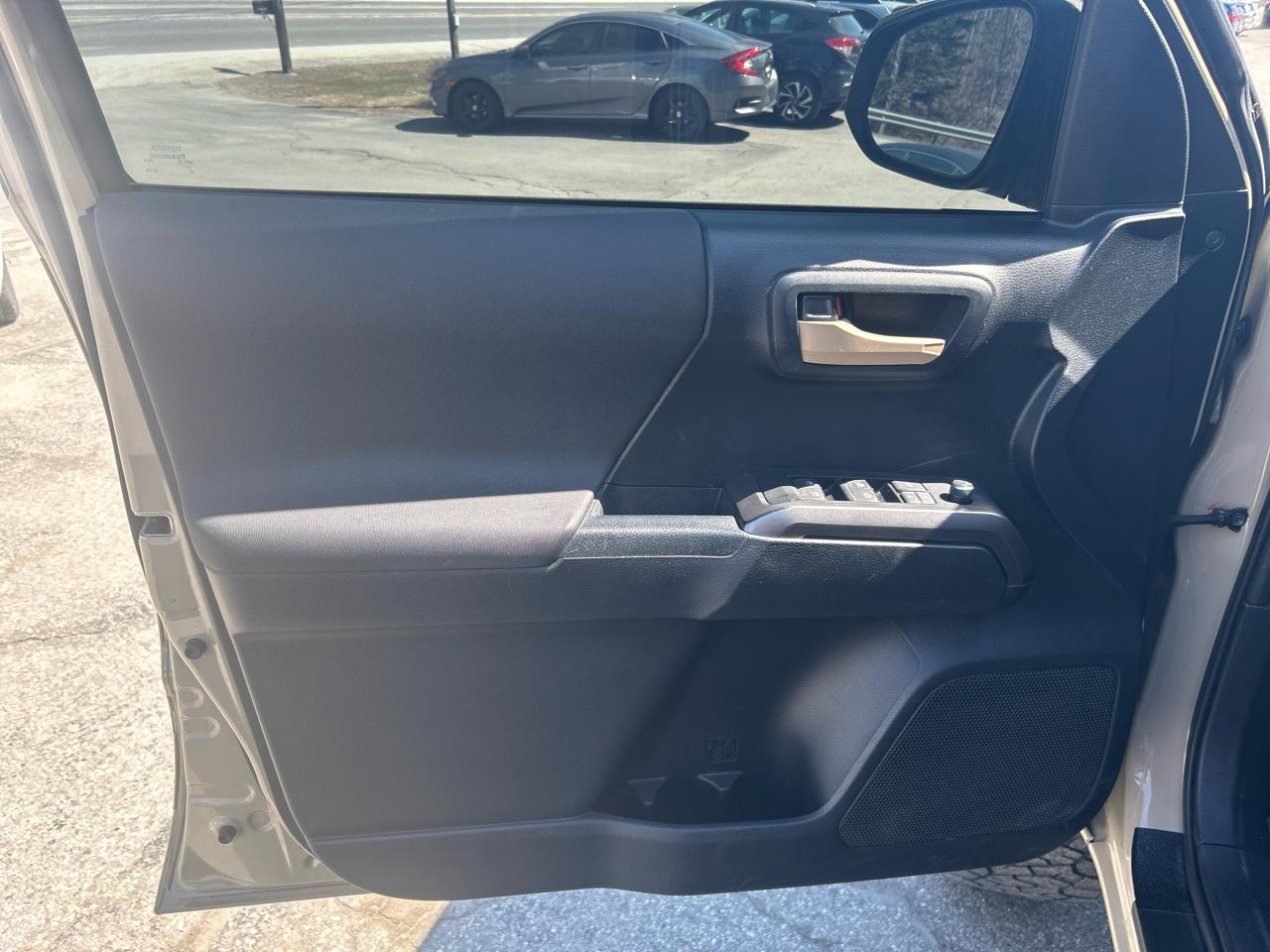 Toyota Tacoma TRD Offroad Dbl Cab 4WD V6 at 2018