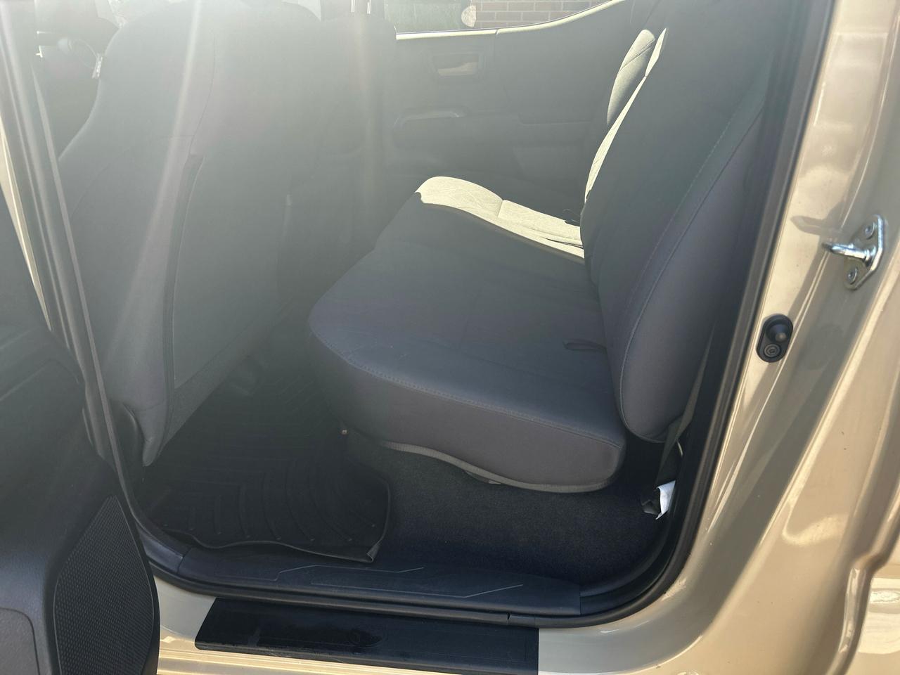 Toyota Tacoma TRD Offroad Dbl Cab 4WD V6 at 2018