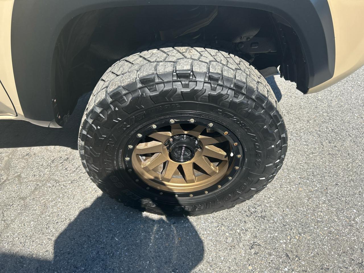 Toyota Tacoma TRD Offroad Dbl Cab 4WD V6 at 2018