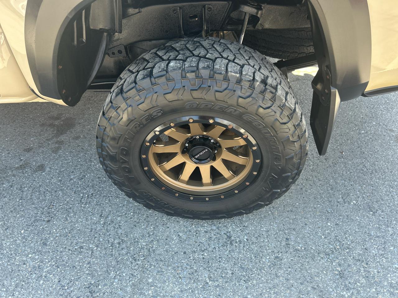 Toyota Tacoma TRD Offroad Dbl Cab 4WD V6 at 2018