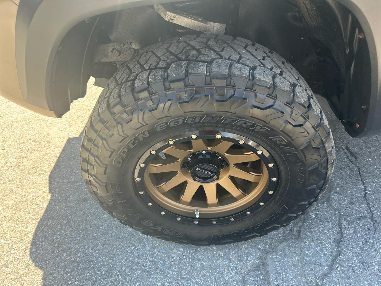 Toyota Tacoma TRD Offroad Dbl Cab 4WD V6 at 2018