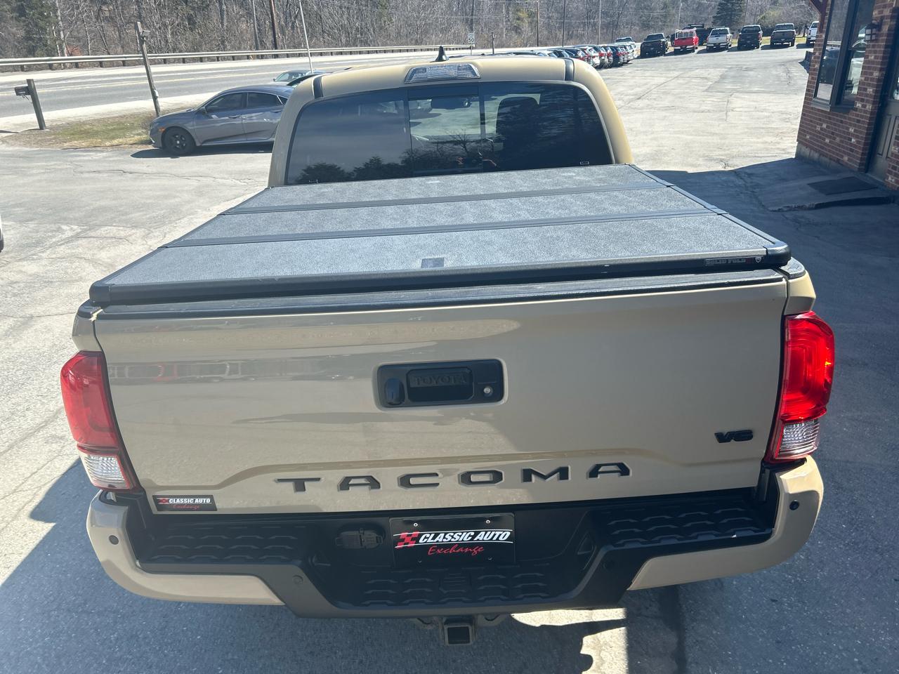 Toyota Tacoma TRD Offroad Dbl Cab 4WD V6 at 2018