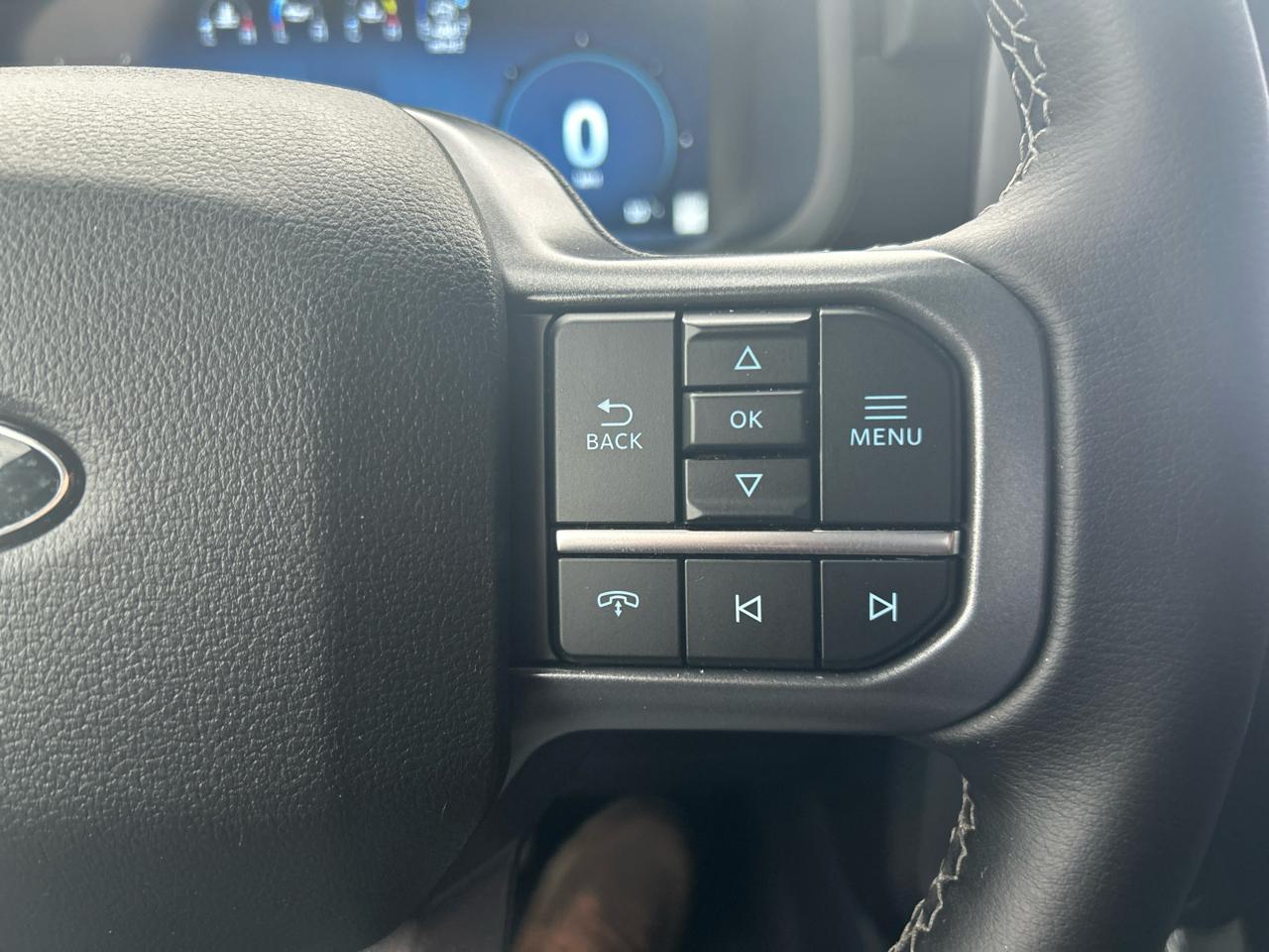 Ford F-150 XLT SuperCrew 4WD 2025